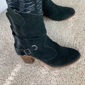 Black suede pull on boots 9M buckle detail